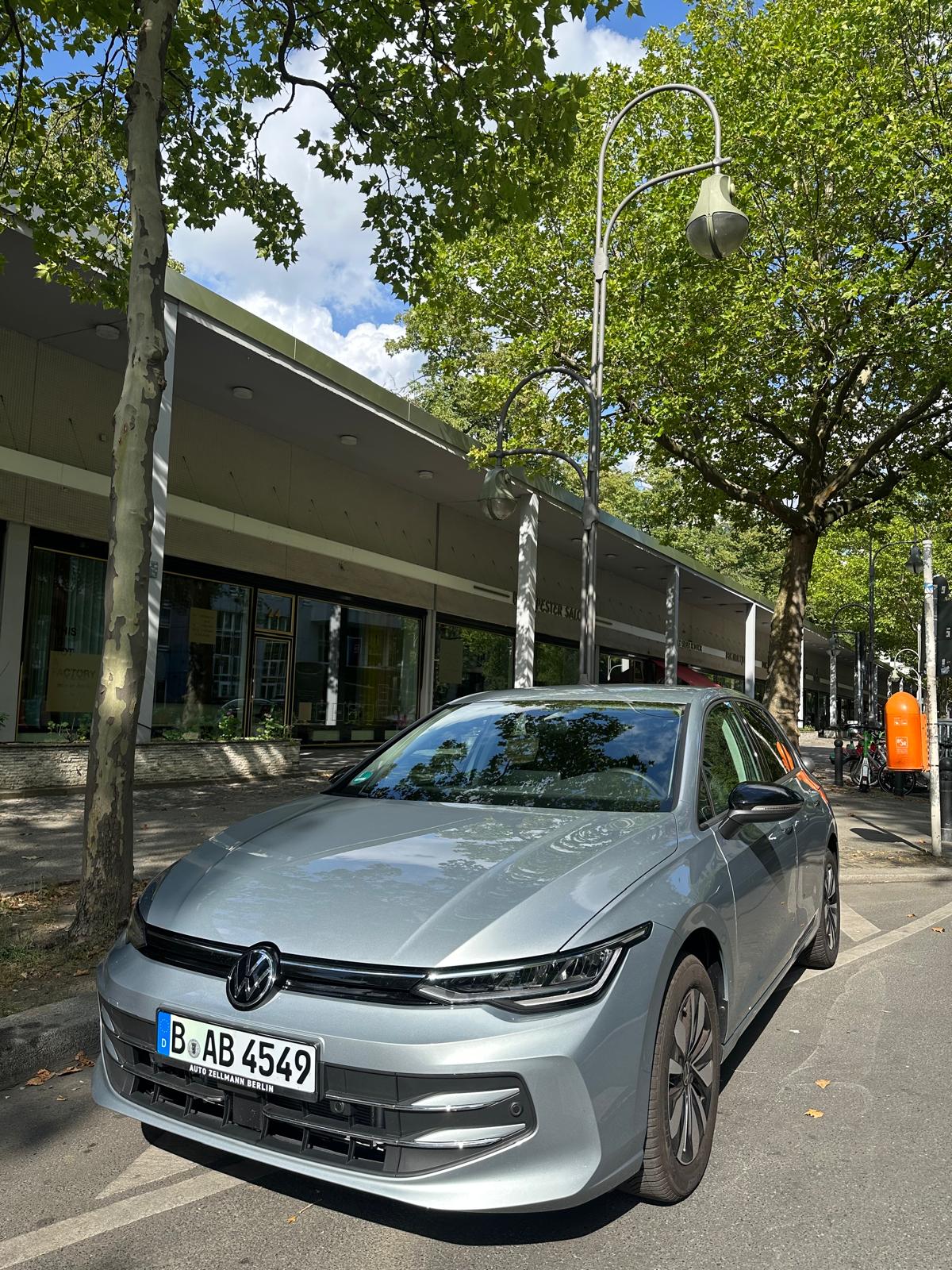 Autovermietung Berlin Zentrum – VW, Renault & BMW ab 50 €/Tag | Zoo – 5