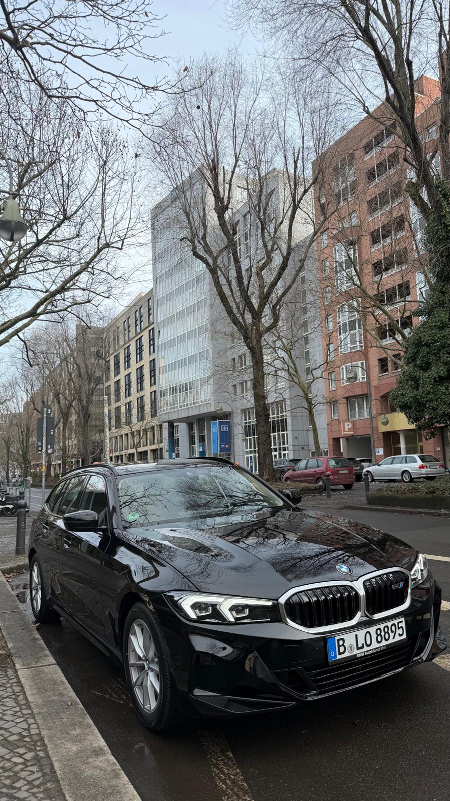 Titel BMW 3er Limousine / Kombi Berlin ab 70 €/Tag – Tages-, Wochen- & Monatsmiete – 4