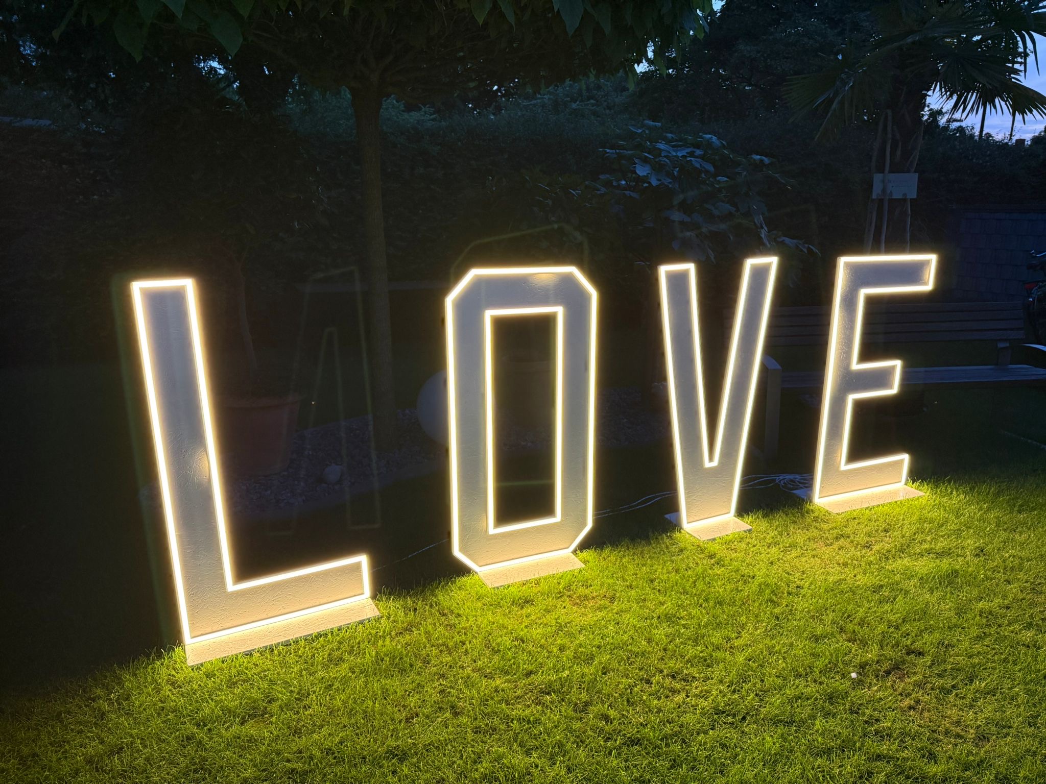 XXL Love Buchstaben LED – 2