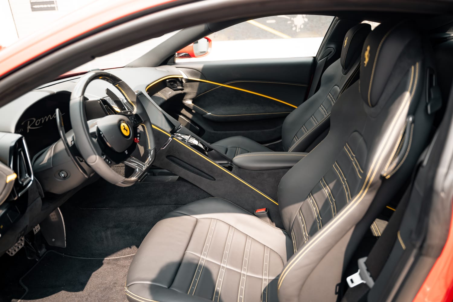 Ferrari Roma - Auch als Gutschein - von Ihrem Sportwagen Experten ECC-RENT.com mieten – 4