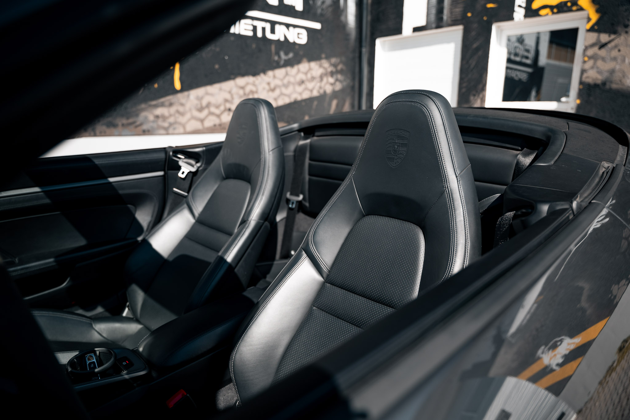Miete diesen Porsche 911 992 Carrera S Cabrio bereits ab 299 € – 5