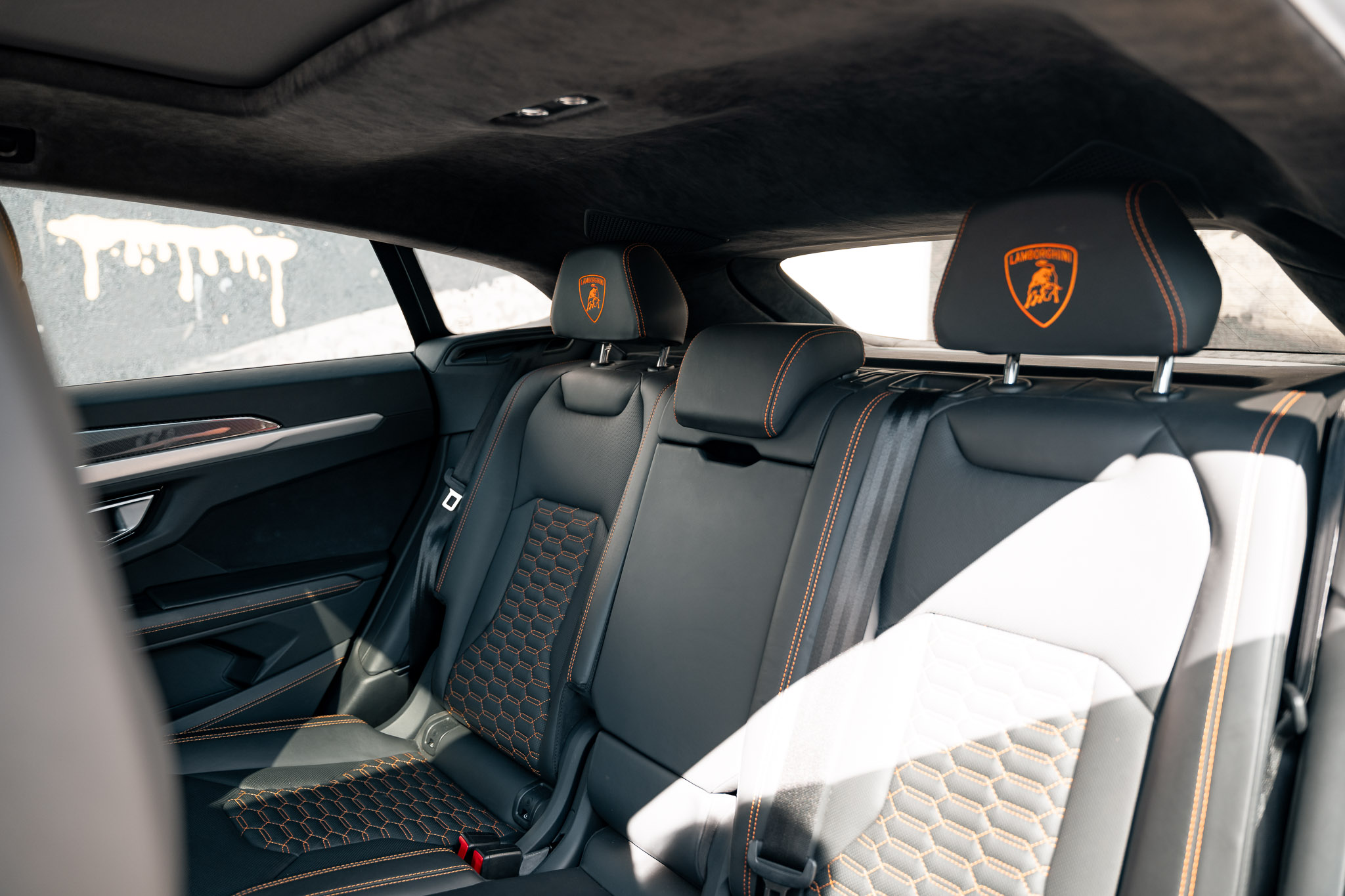 Miete diesen Lamborghini Urus , bereits ab 699 € – Thumbnail 9