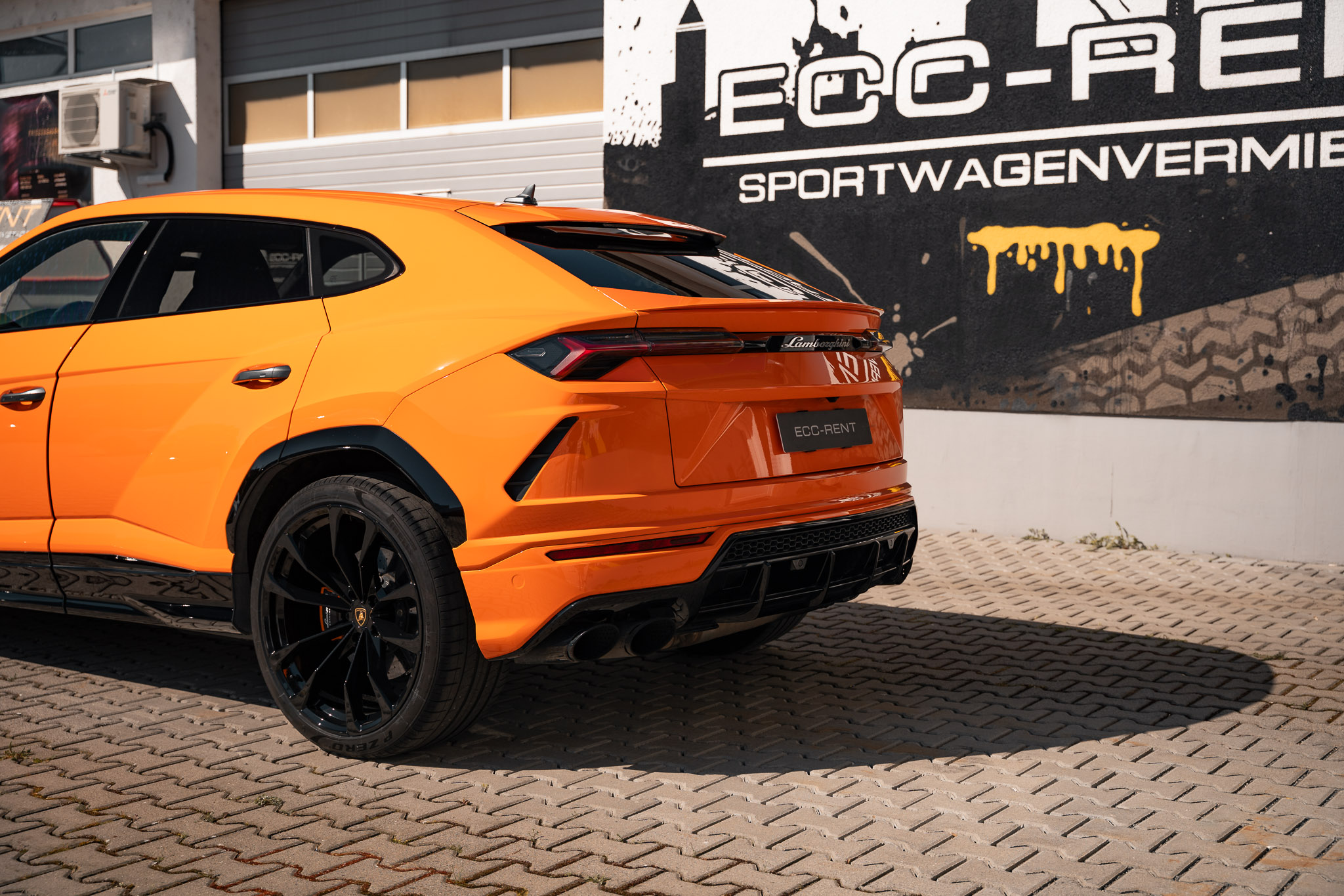 Miete diesen Lamborghini Urus , bereits ab 699 € – 4