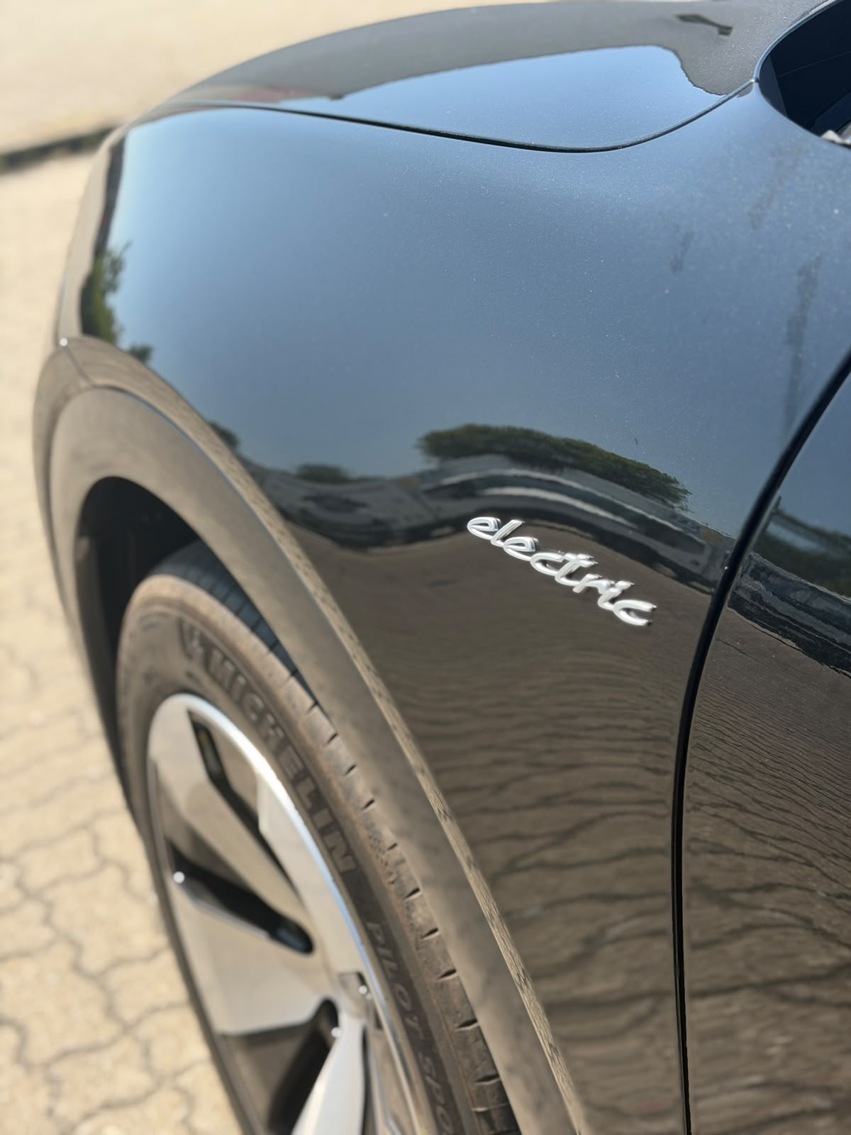 Porsche Cayenne Electric, Porsche Cayenne mieten, Porsche Electric mieten, Langzeit mieten, Sportwagen mieten, Luxusfahrzeug mieten, – 2