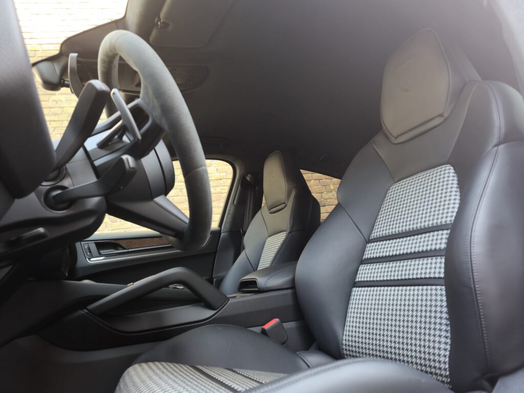 Porsche Cayenne S e-hybrid mieten, Porsche Cayenne mieten, Sportwagen mieten, Porsche Hybrid mieten, Langzeitmieten,  Mietwagen, Geländewagen mieten – 5