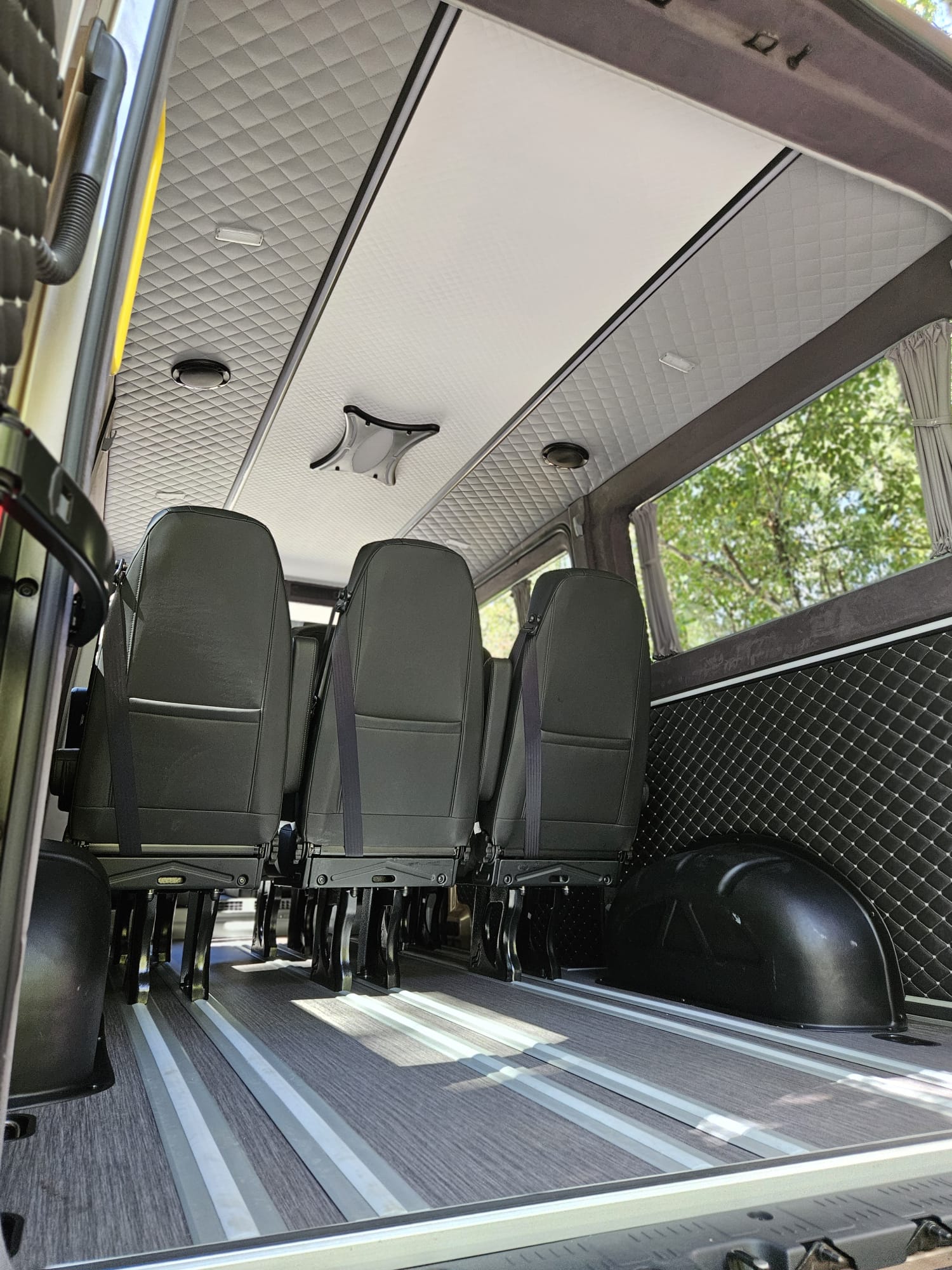 9-Sitzer mieten,  Mehrsitzer mieten, VIP Shuttel, MAN Mehrsitzer, Langzeitmieten – 4