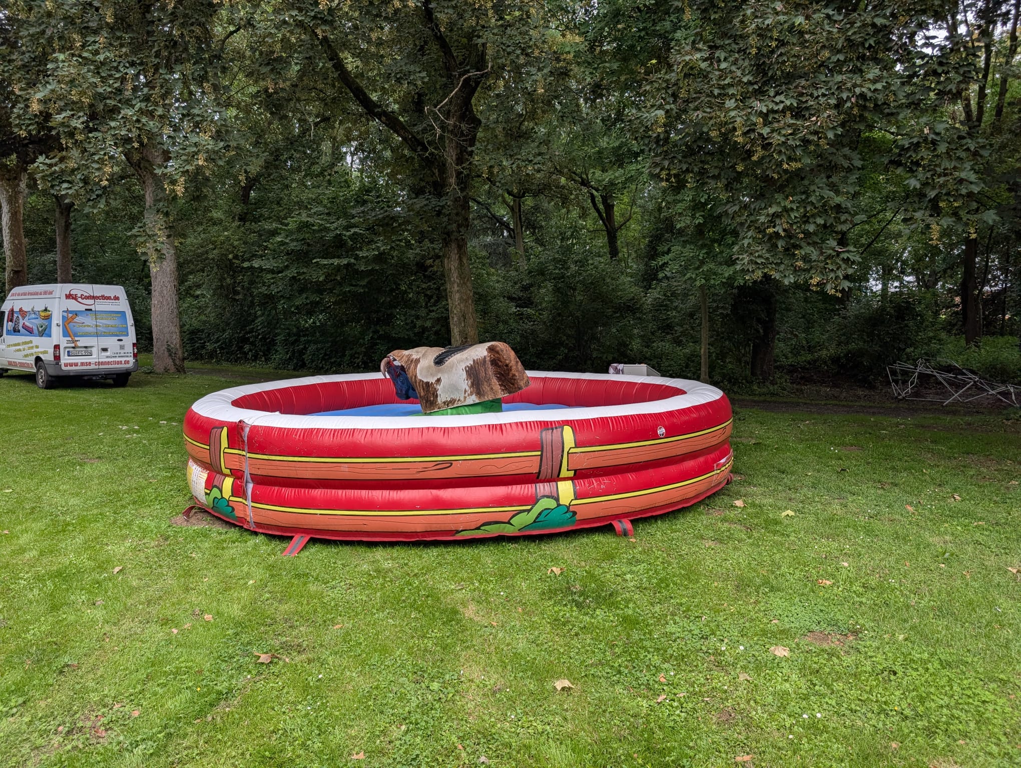 Rodeo BULLRIDING Anlage inkl. Techniker und Auf- und Abbau – 4